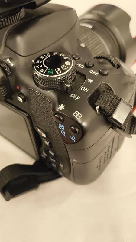 Canon 750D With 18 - 55 STM 8