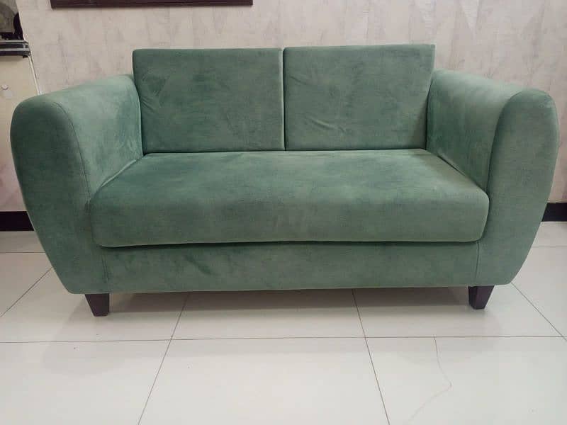 Sofa with cushions 4