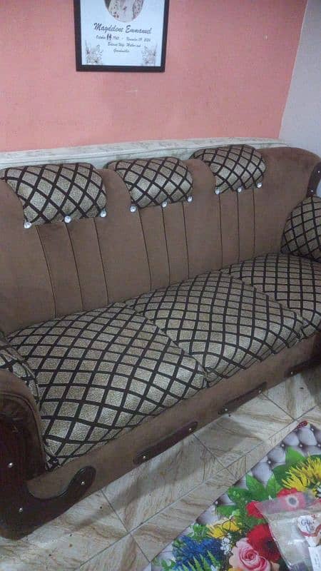 newly sofa set 5 seater 1