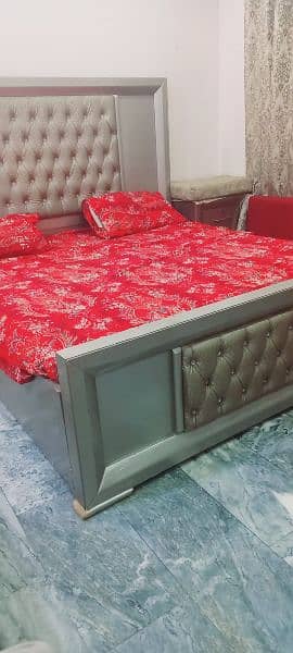 Bed and dressing table for sale 1