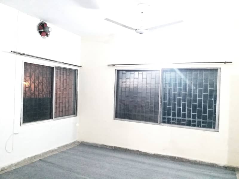 Rooms for Rent (Sharing PKR 22,500/person) & Seperate Single Room 30K 0