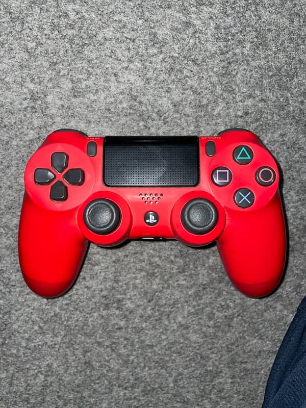 PS4 red controller original (negotiable) 0