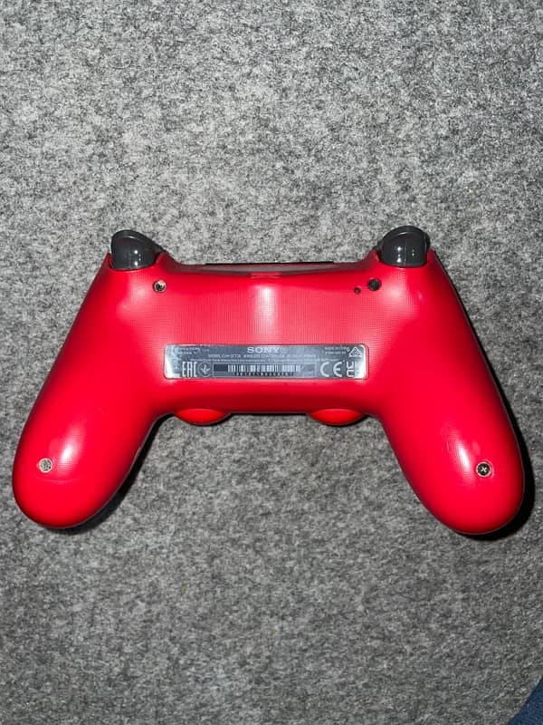 PS4 red controller original (negotiable) 1