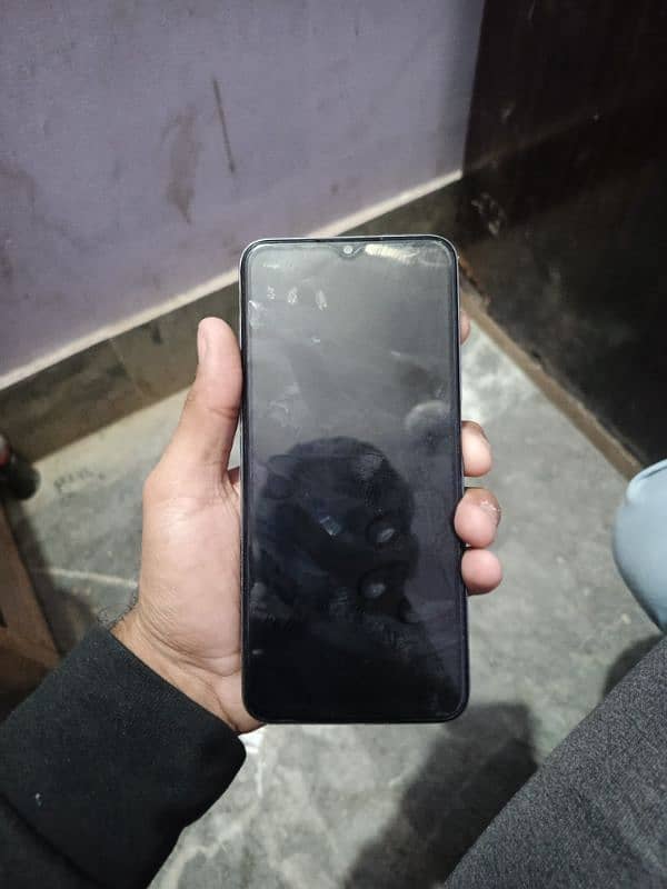 Realme C35 3