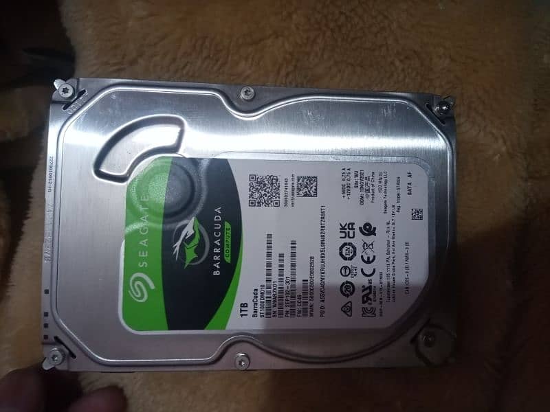 1 TB Hard Drive 0