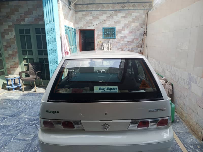 Suzuki cultus 2014 model 65000 km run 3