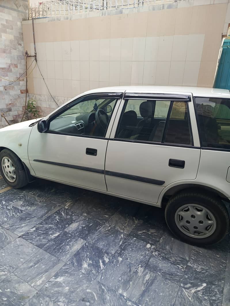 Suzuki cultus 2014 model 65000 km run 4