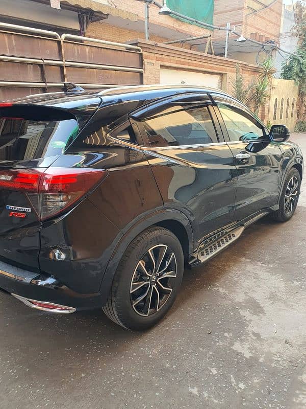 Honda Vezel 2017 3