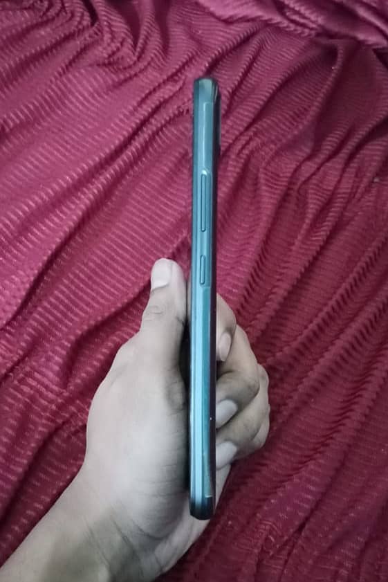 Realme C25s 128GB (With Box and Original Charger) 8