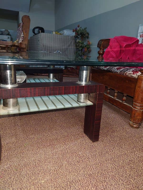 center glass table for sale 3