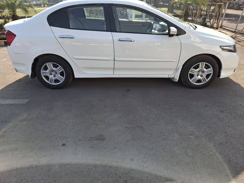 Honda City IVTEC 2017 4