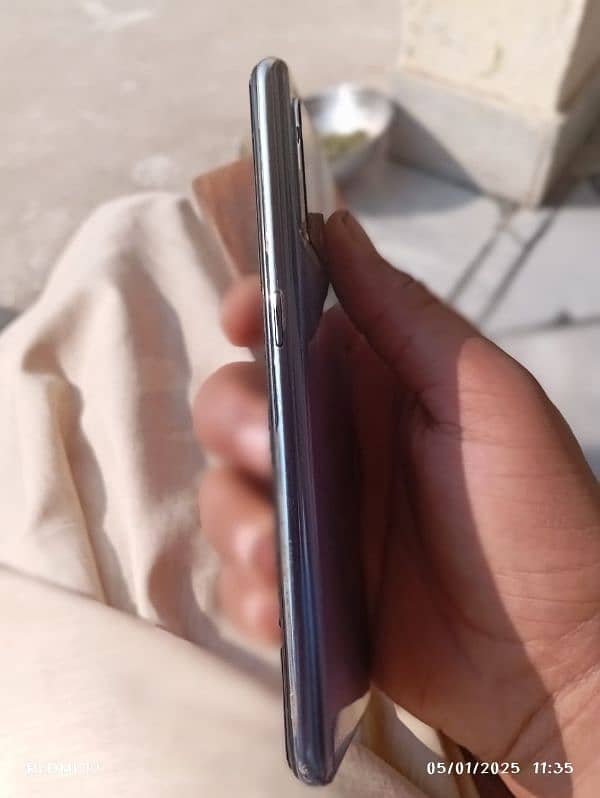 oppo f19 6/128 3