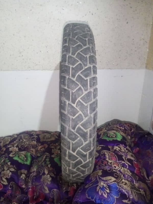 Honda 125 Back Tyre 1