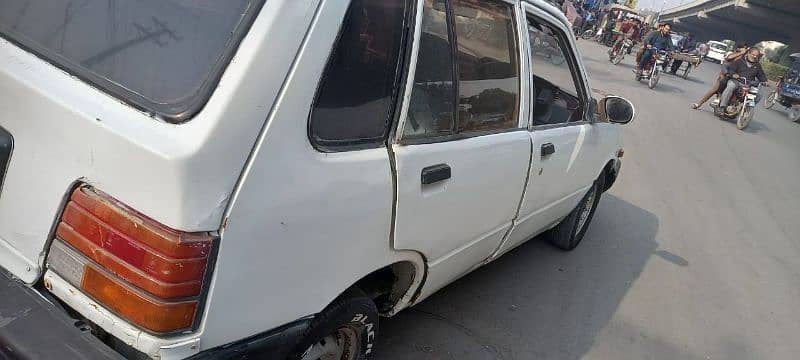 Suzuki Khyber 1992 4