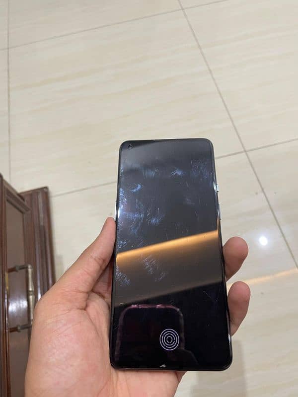 Oneplus 9 available for sale 3