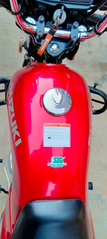 Suzuki GD 110s red 7