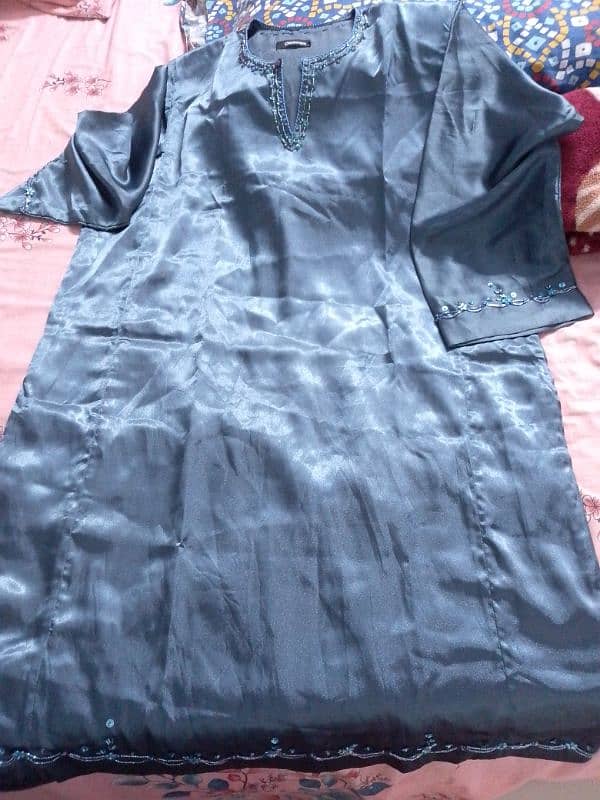 stiched new kurtis last 4 peice left 0