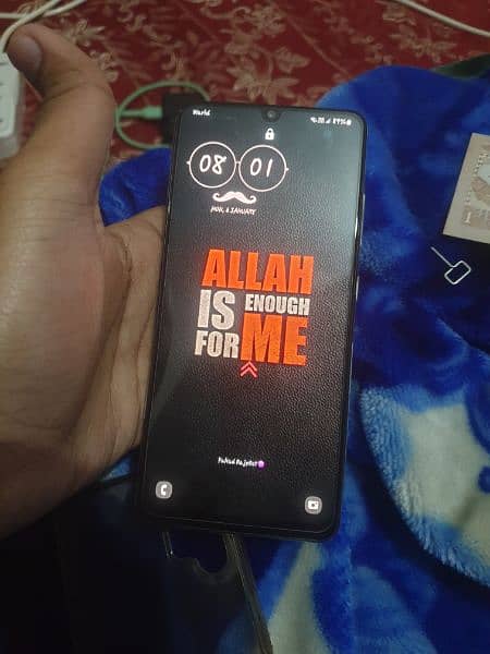 Galaxy A32 6/126gb with Box charger fingerprint not working ofical PTA 3