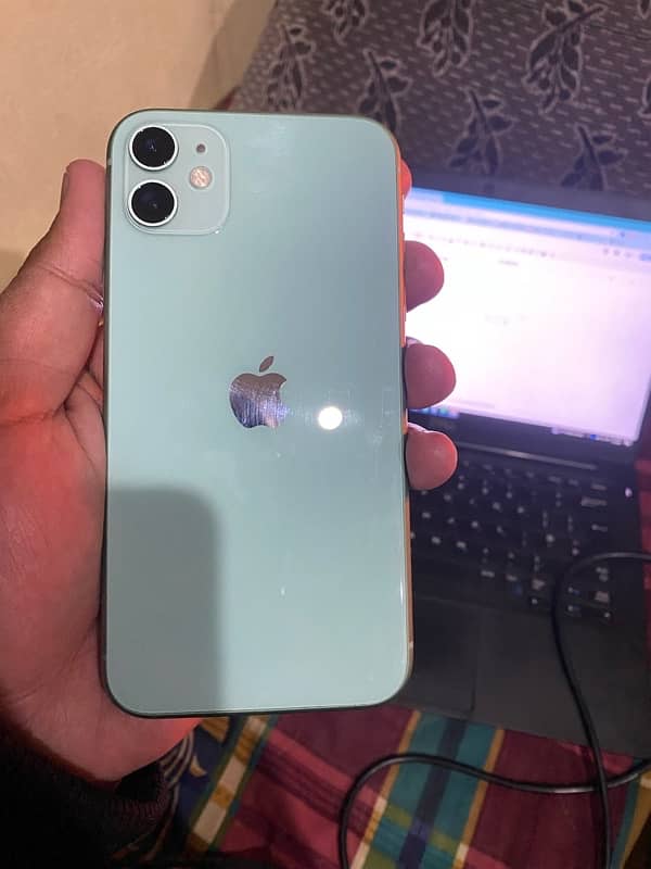 iphone 11 128gb PTA approved 10/10 waterpack 0