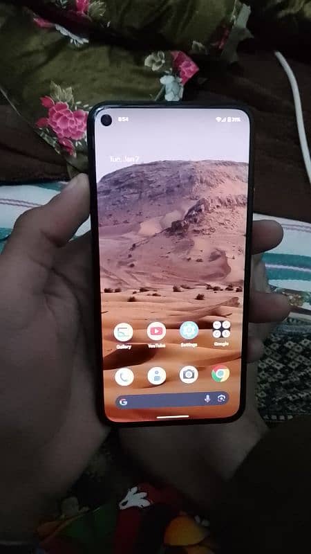 Google Pixel 5 8gb ram 128gb rom PTA Approved 4