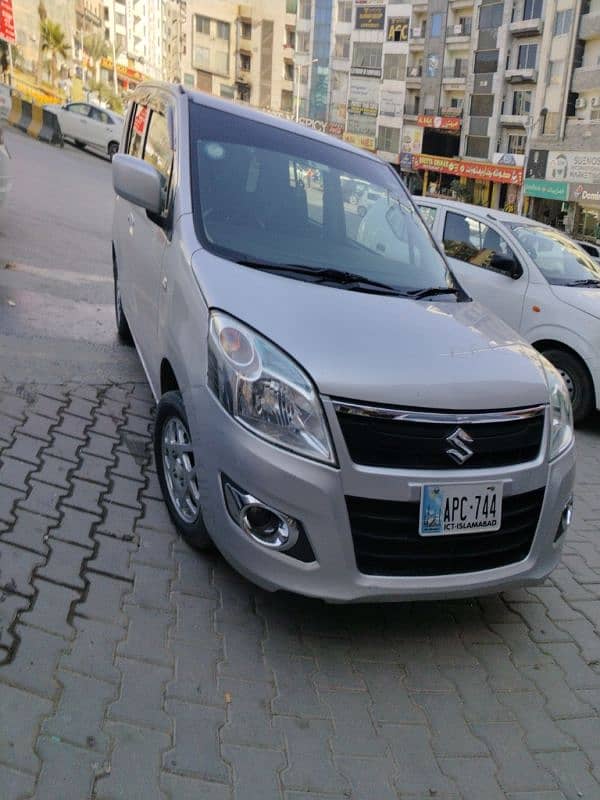 Suzuki Wagon R 2019 3