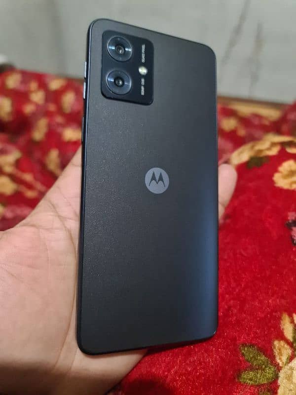 moto g54 5G 8/256 with box 1