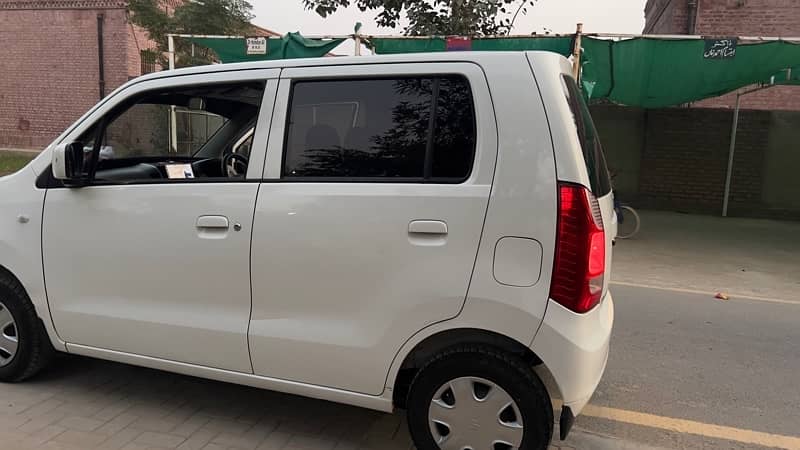 Suzuki Wagon R 2017 10