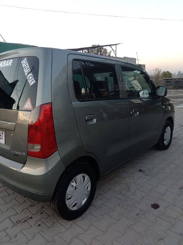 Suzuki Wagon R 2014 4