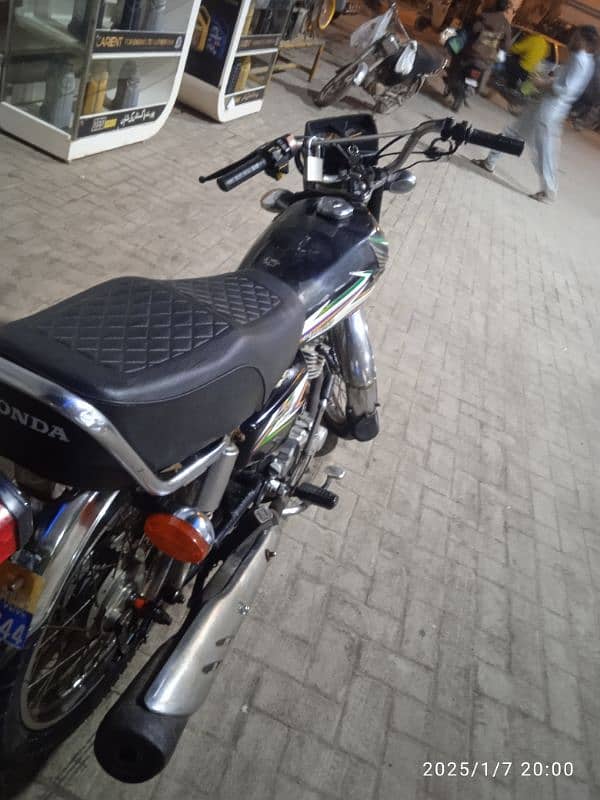 Honda 125 urgent sale 5