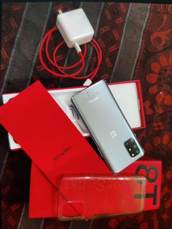 OnePlus 8t 8/128 box pack 2