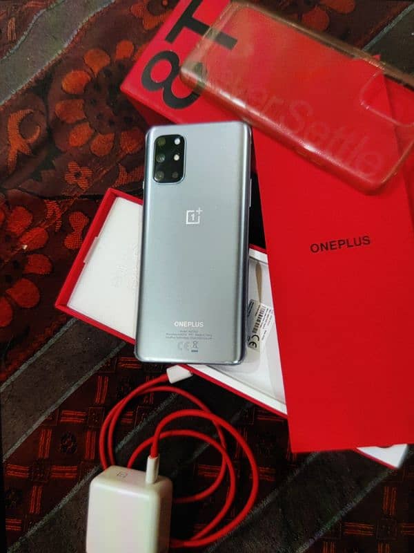 OnePlus 8t 8/128 box pack 3