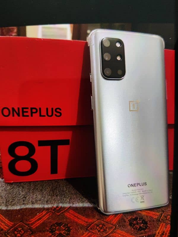 OnePlus 8t 8/128 box pack 5