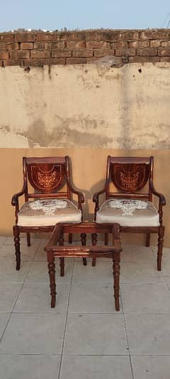 bed room chairs +coffee table