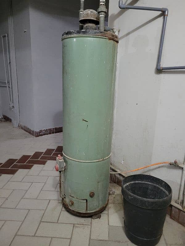 gas geyser for sale used 30 litre 2