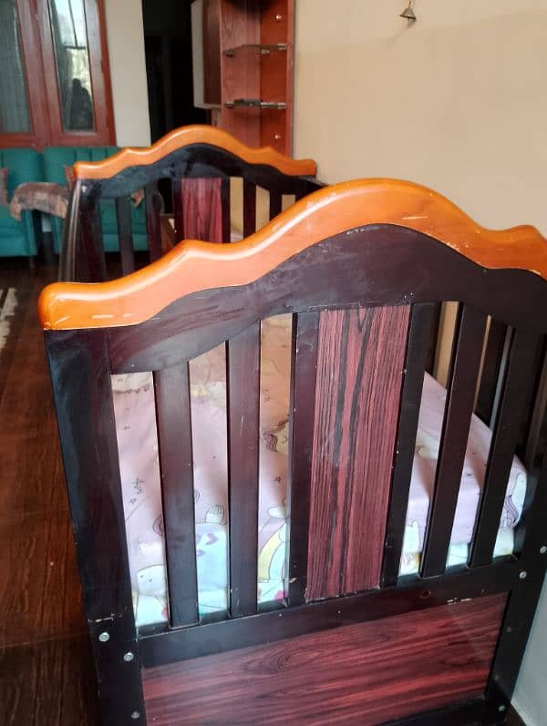 Baby cot for sale 1