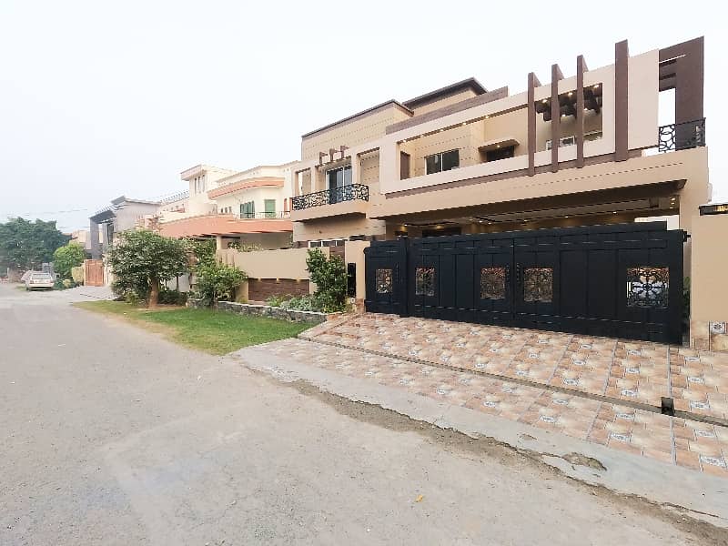 1 Kanal Brand New Beautiful House Available For Sale 1