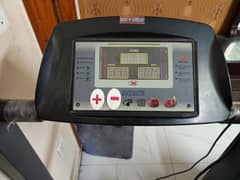 treadmill ( jogging machine)