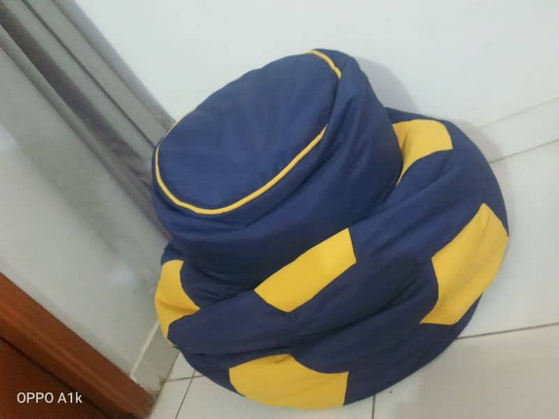 Boys Blue Football Beans Bag (SLIGHTLY USED) 0