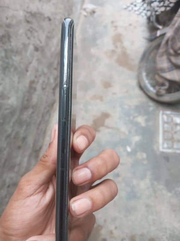 one plus 10 pro 5g 10.11 condition exchange only I phone 3