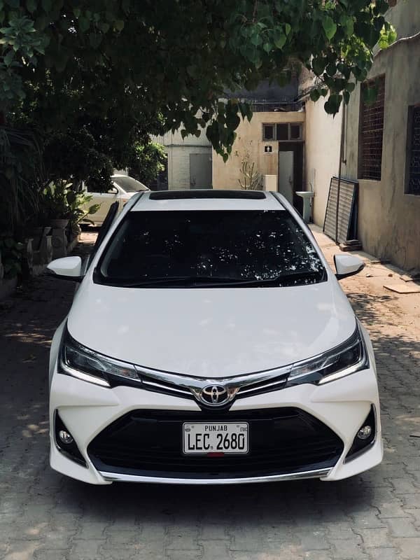 Toyota Altis Grande 2015 0