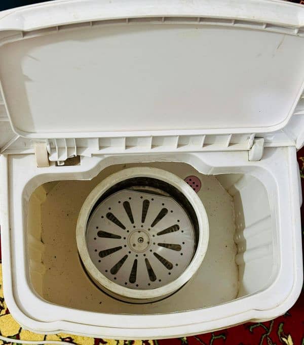 Mini washing machine 0