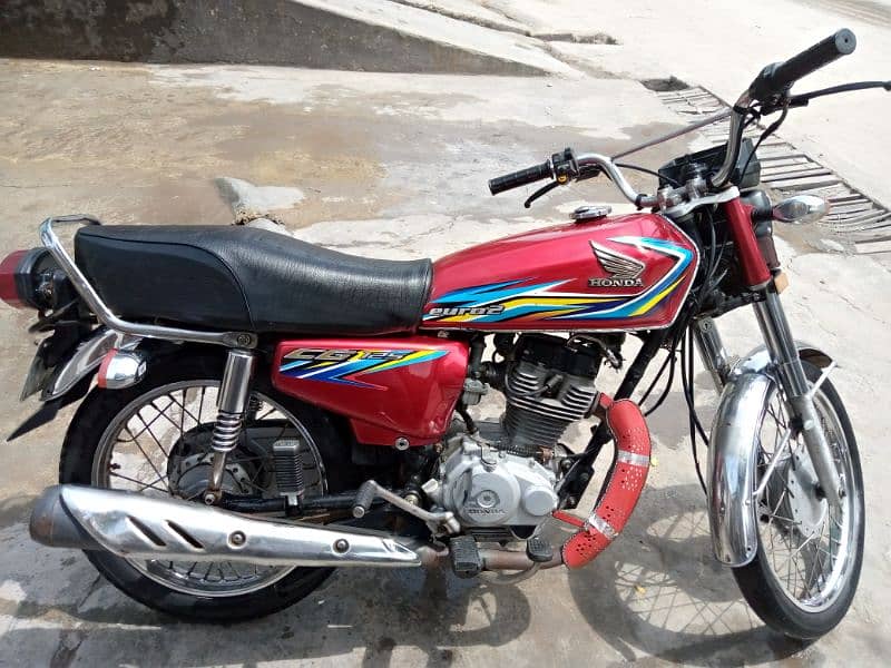 Honda CG 125 2018 model 2