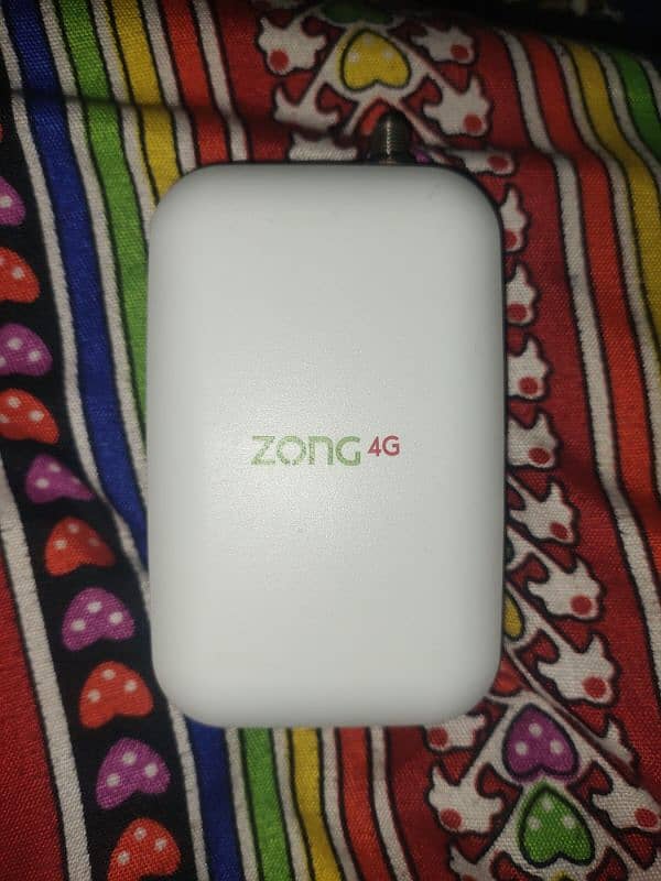 Zong 4G Bolt + plus 1