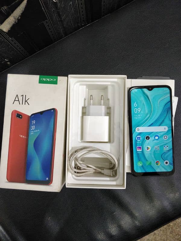 oppo A1k 2/32 with box charger duel sim official pta 2