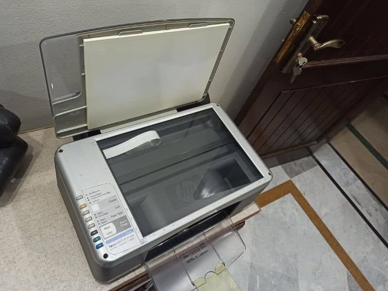 HP PSC 1317 ALL IN ONE    Printer . Scanner . Copier 2