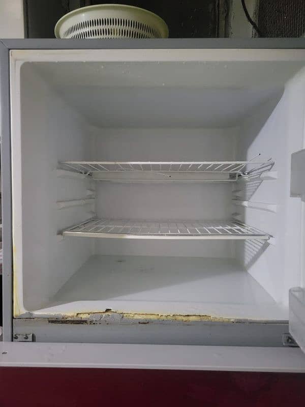 Haier HRF 385 Large size fridge 1