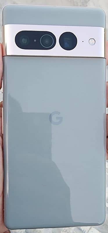 Google Pixel 7 Pro 12/256 GB Approved with Charger 0