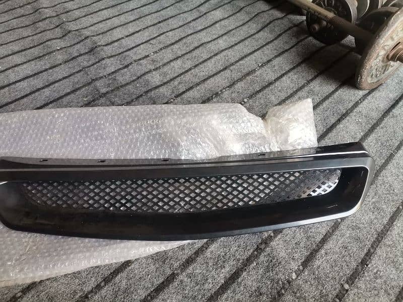 front grill of Honda civic 0