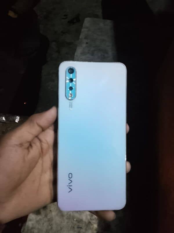 vivo s1 0