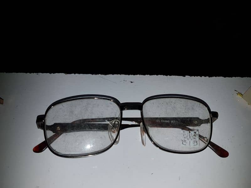 imported glassis stock each pair 600 rs very good quality stock 11